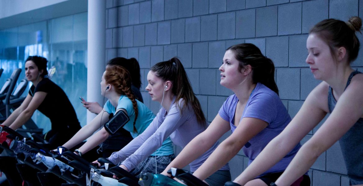 Perché il ciclismo indoor è meglio dello spinning? - dalzero.it