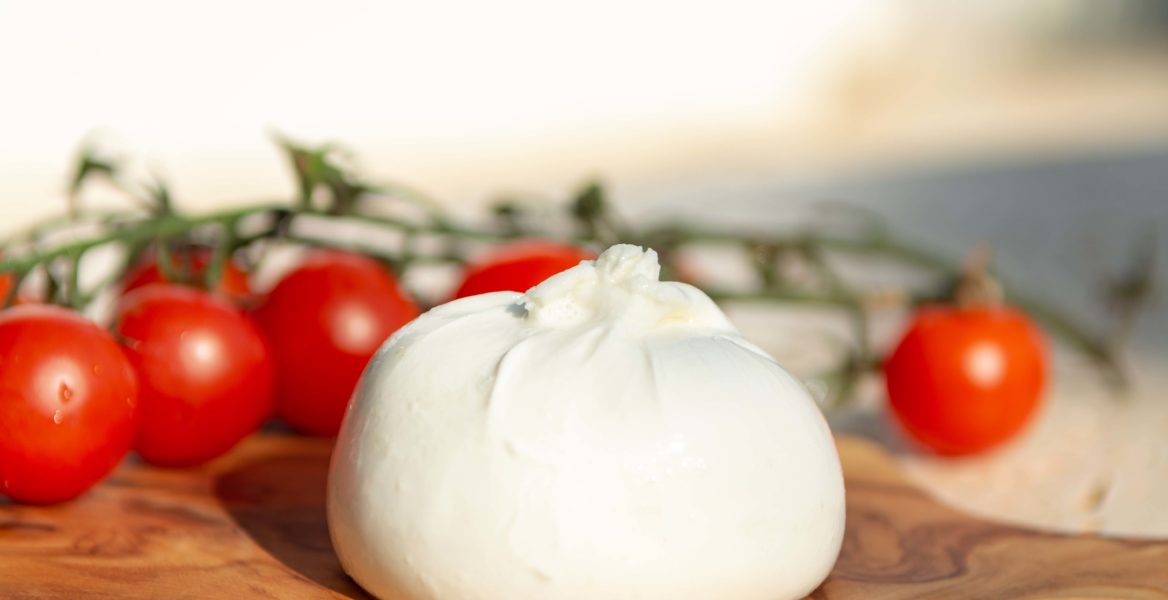 Signore e signori ecco a voi la mozzarella! - dalzero.it