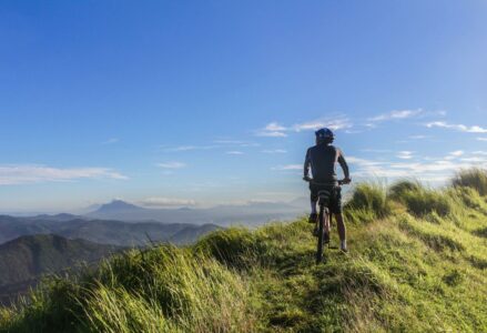 Tour invernali in bicicletta: destinazioni italiane suggestive per gli amanti del freddo - dalzero.it